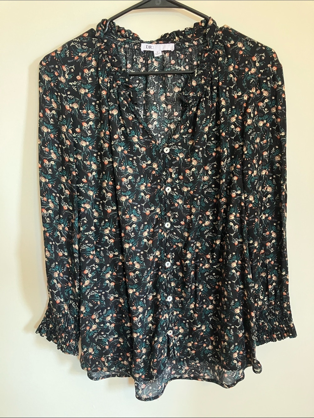 DR2 Black Floral Button-Front Ruffle-Neck Blouse